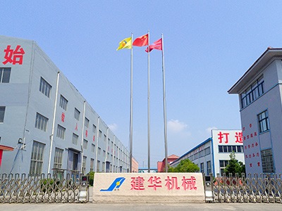 厂房大门外景